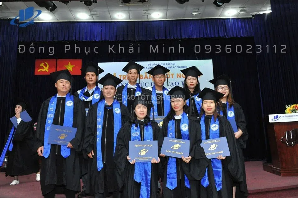 Cho Thuê Áo Cử Nhân Tốt Nghiệp Uy Tín, Lấy Ngay Gò Vấp